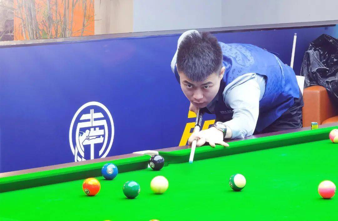 秀选手参赛 秀选手参赛