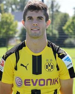 他微笑着感 他微笑着感